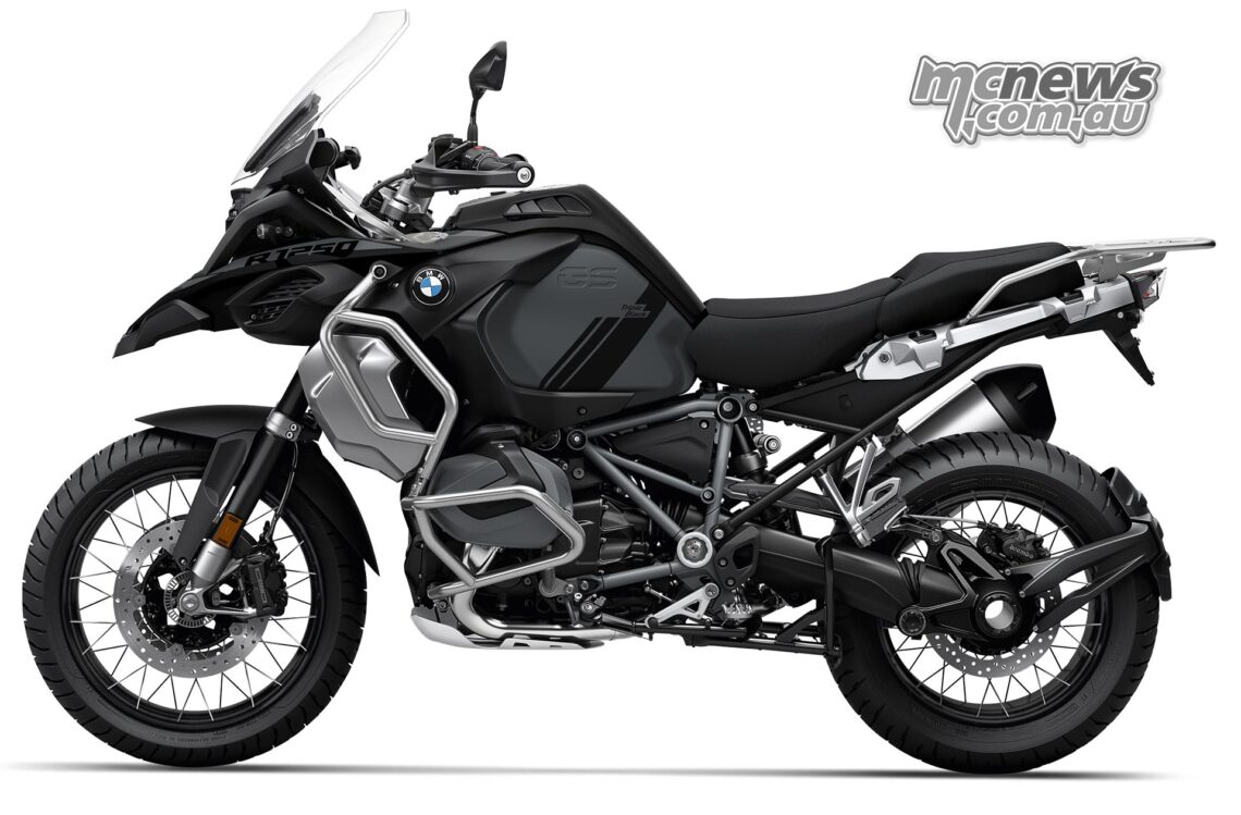 BMW R 1250 GS Triple Black is back MCNews