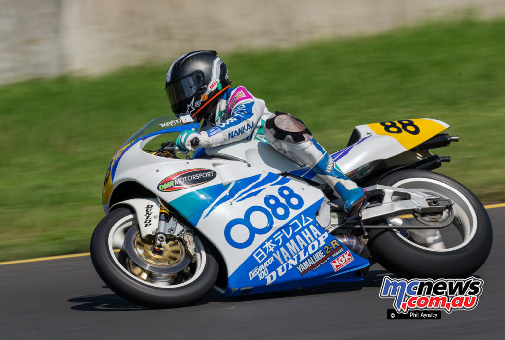 Kevin Magee's 1992 Yamaha YZR 0WE0