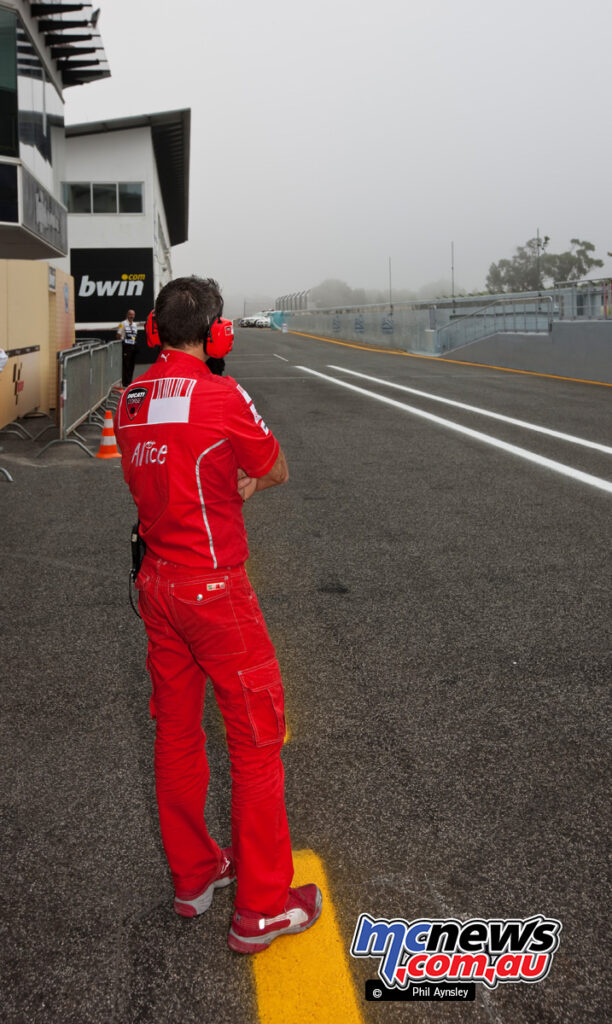 It was a foggy start to FP1 at Estoril.