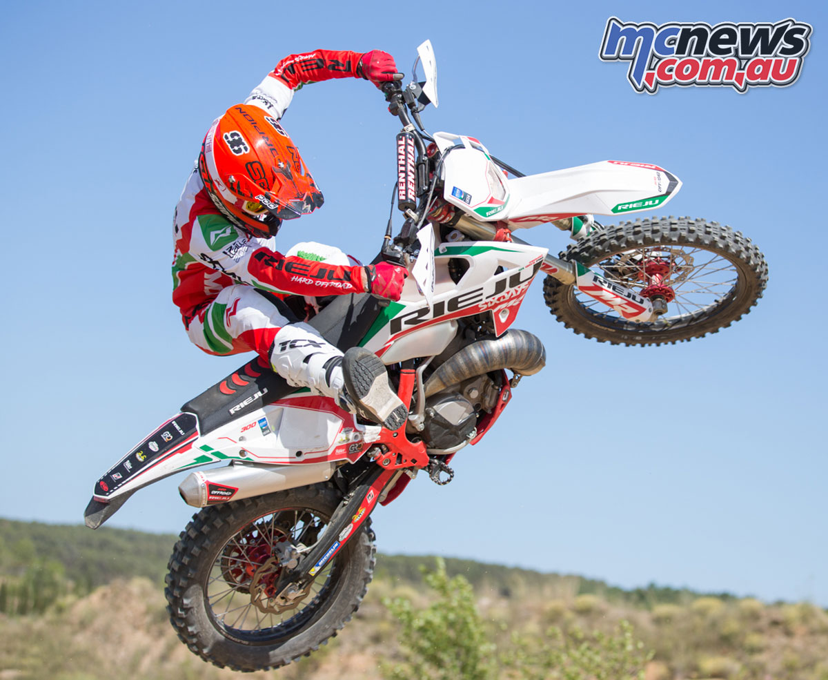 Rieju MR 300 Six Days Italia Special Edition pre-orders open | MCNews