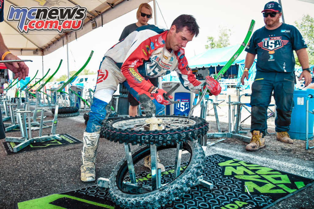 Team USA tyre change at the ISDE
