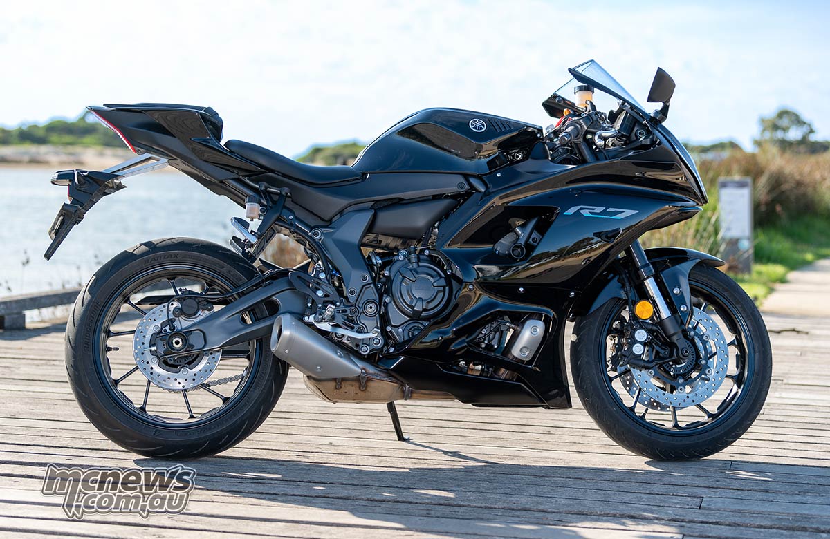 2022 Yamaha YZF-R7 LAMS Review, Motorcycle Test