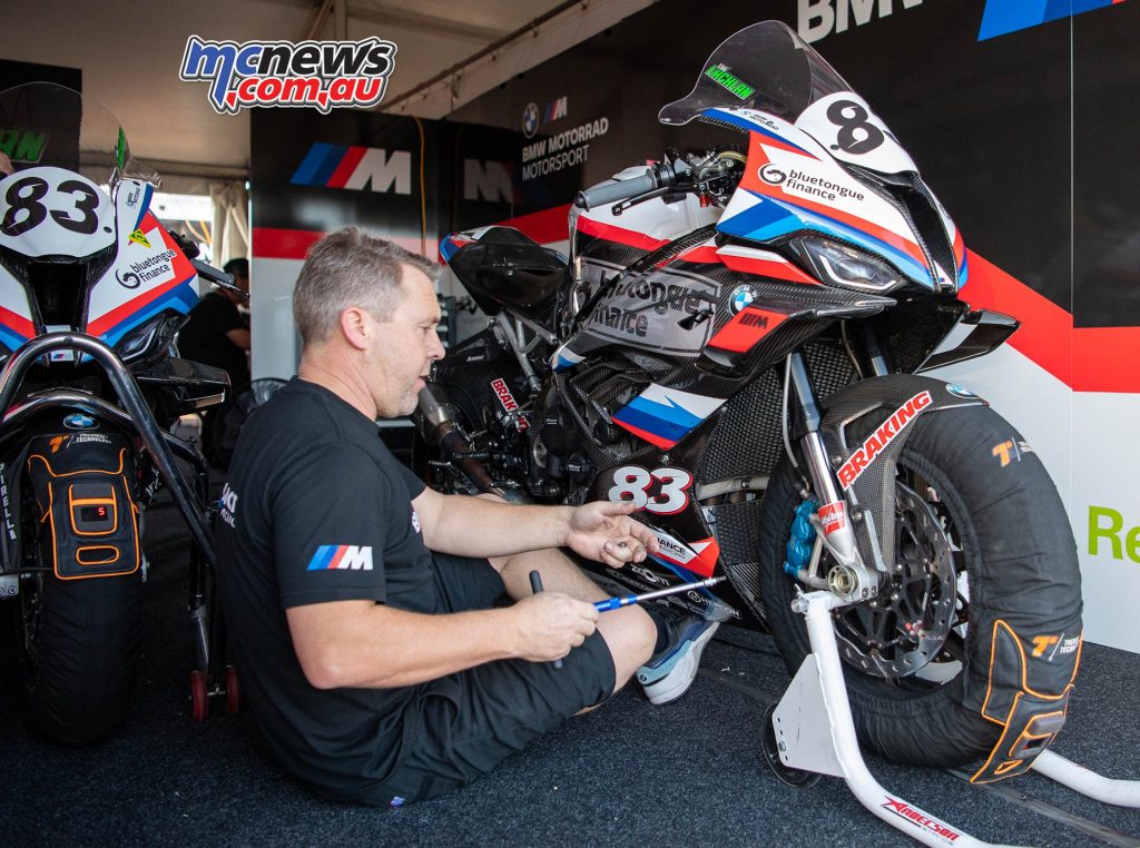 Dean Oughtred spinning spanners on the BMW Alliance M 1000 RR of Lachlan Epis - Image RbMotoLens