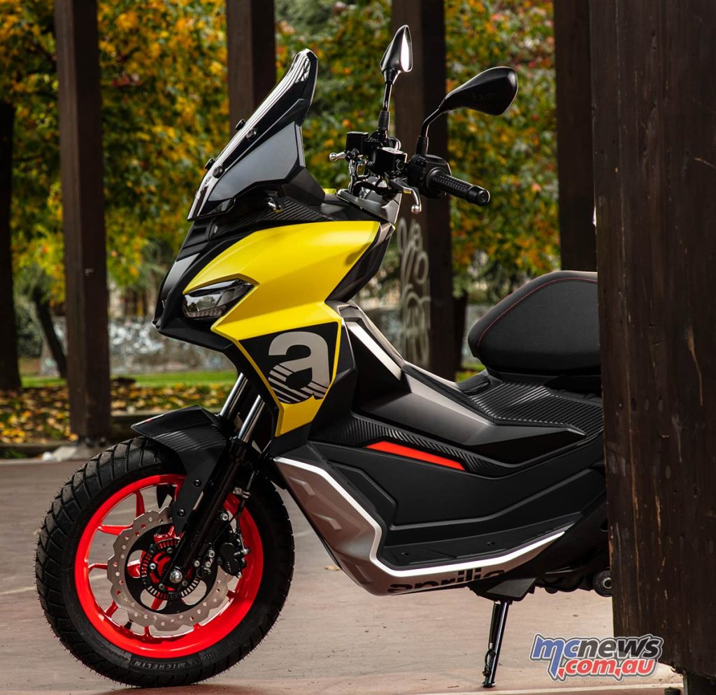 The Aprilia SR GT 125 joins the 'urban-adventurer' category which has seen scooters given dual purpose tyres, and a bit more ground clearance to better tackle mixed conditions