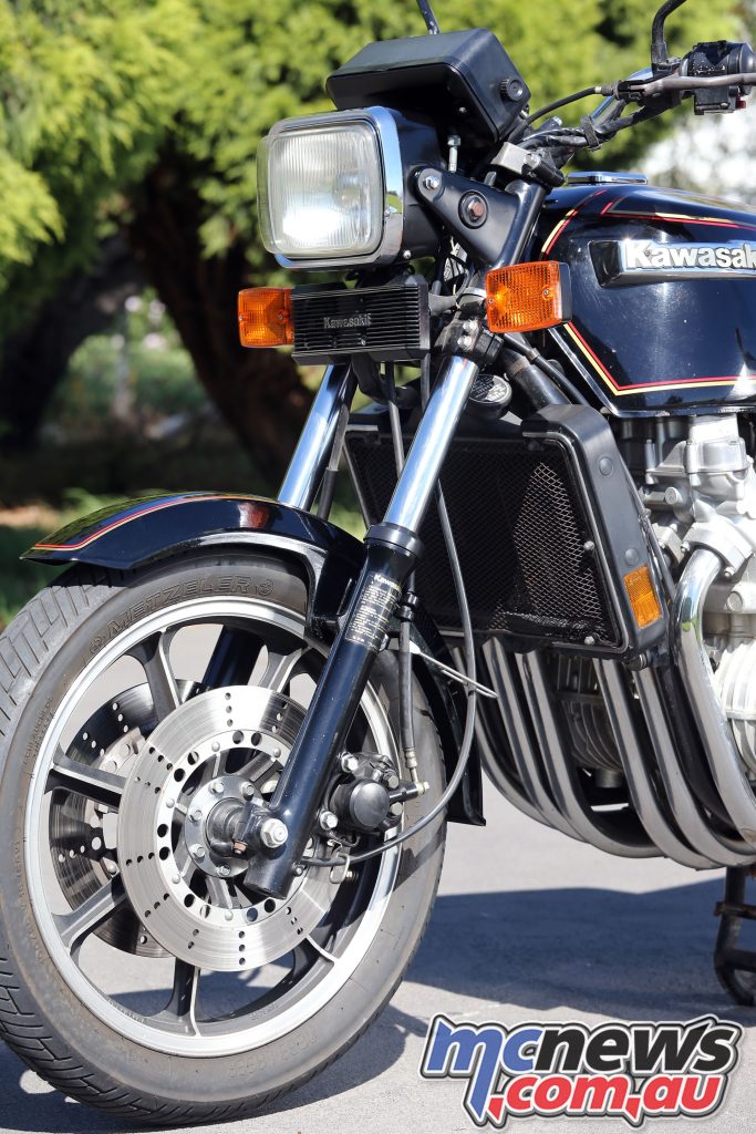The Z1300 also ran a front axle style setup on the front forks