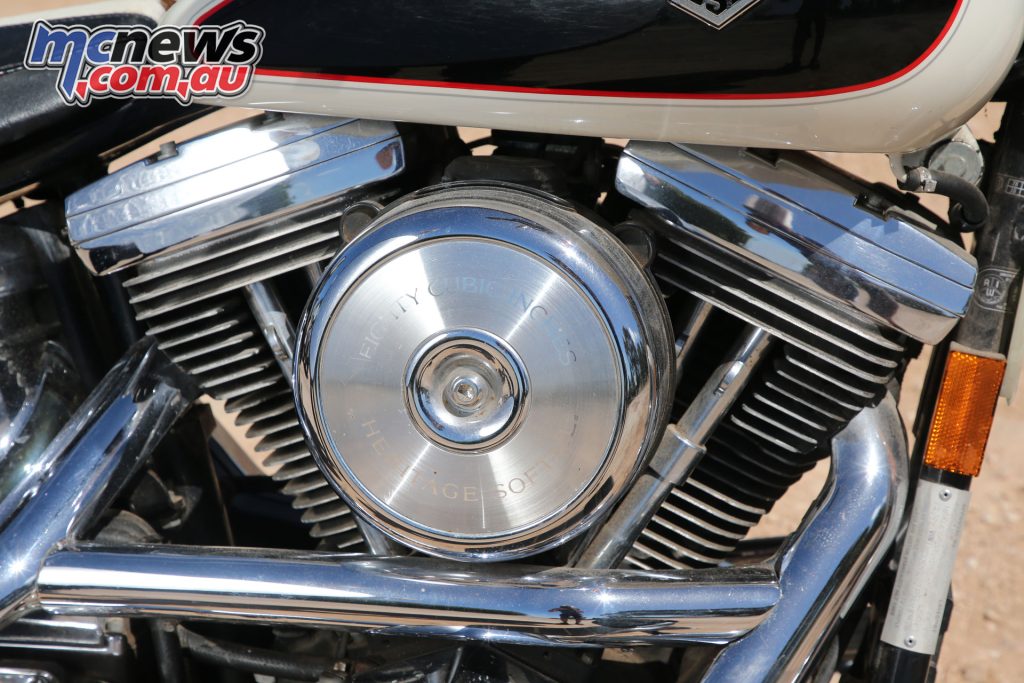 A Harley-Davidson Heritage Softail 'Nostalgia' Special Edition tornou-se uma verdadeira escolha de colecionador