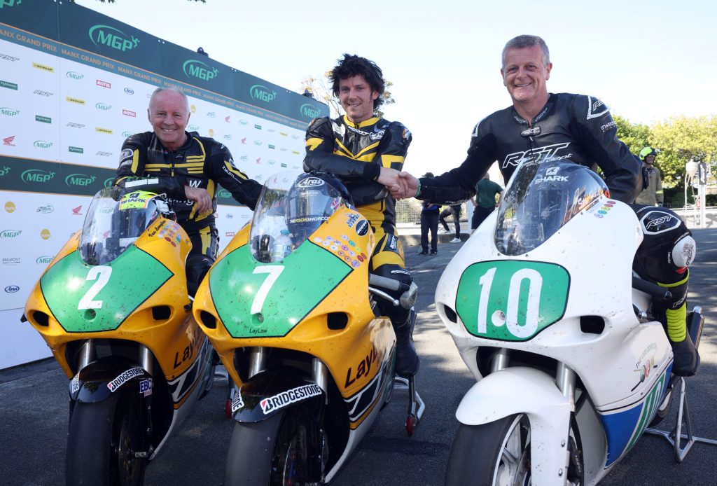 2022 Lightweight Manx Grand Prix - Mike Browne wins ahead of Laylaw Racing team-mate Ian Lougher and Stuart Hall - Image Dave Kneen