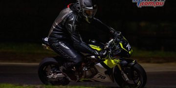 Wayne Vickers on the Ohvale at Oakleigh