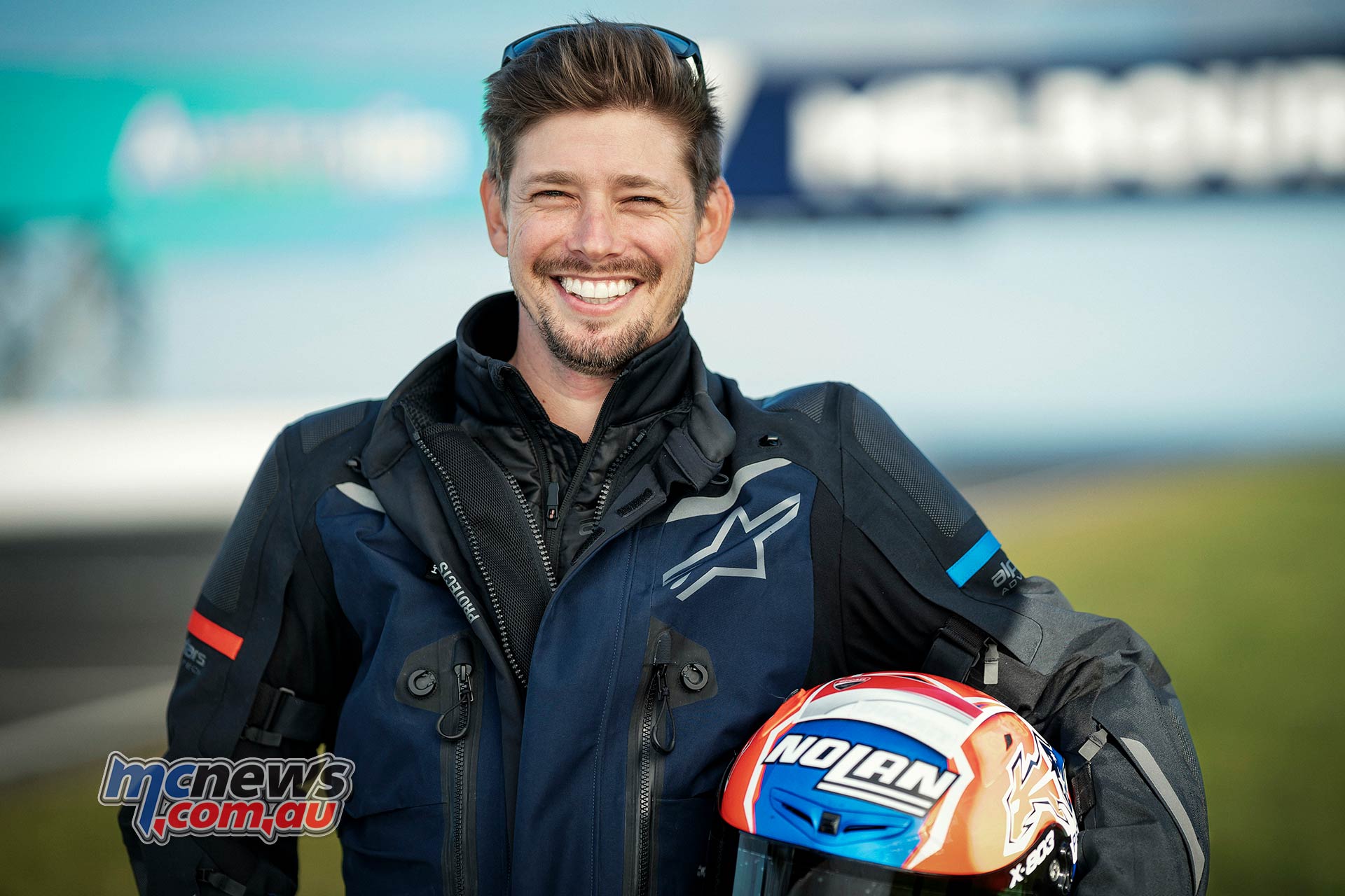 Casey Stoner and Chris Vermeulen ride to the Island | MCNews