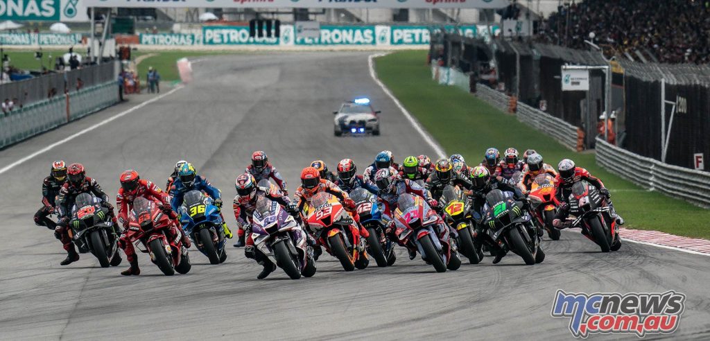 2022 MotoGP Rnd19 Sepang 2snap Start 2
