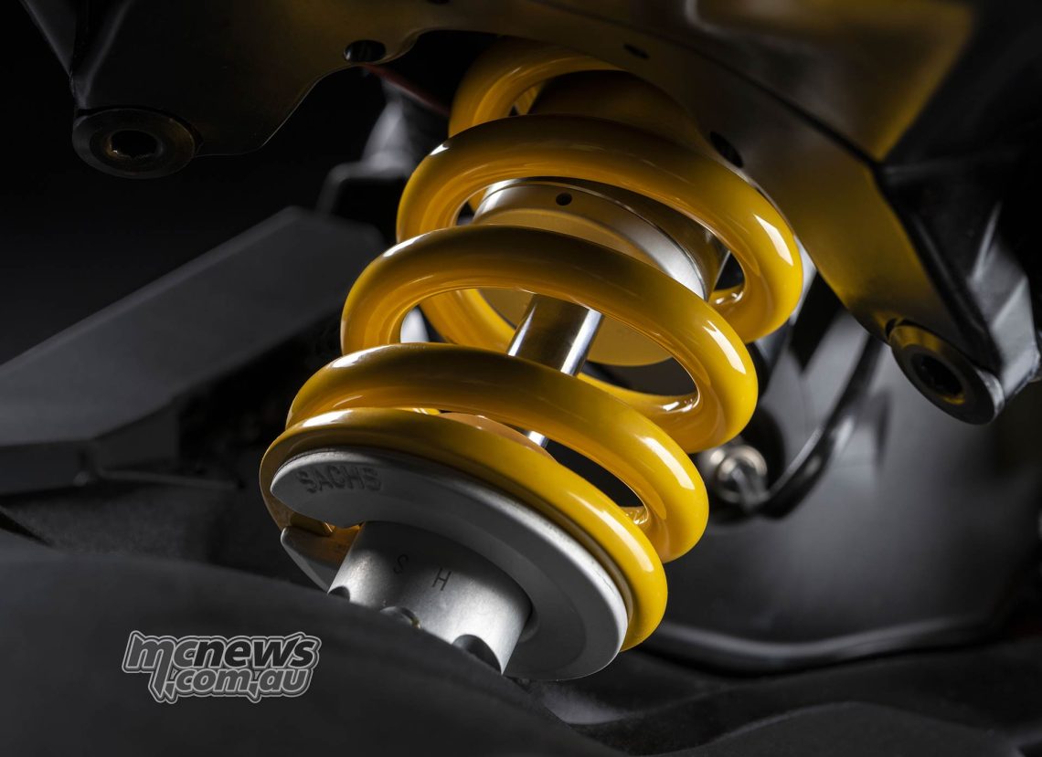 Ducati Diavel V4 More cylinders, more power, less weight MCNews