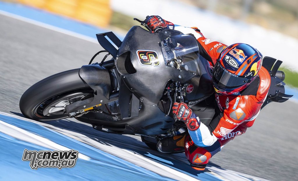 Stefan Bradl testing RC213V at Jerez - GeeBee Image