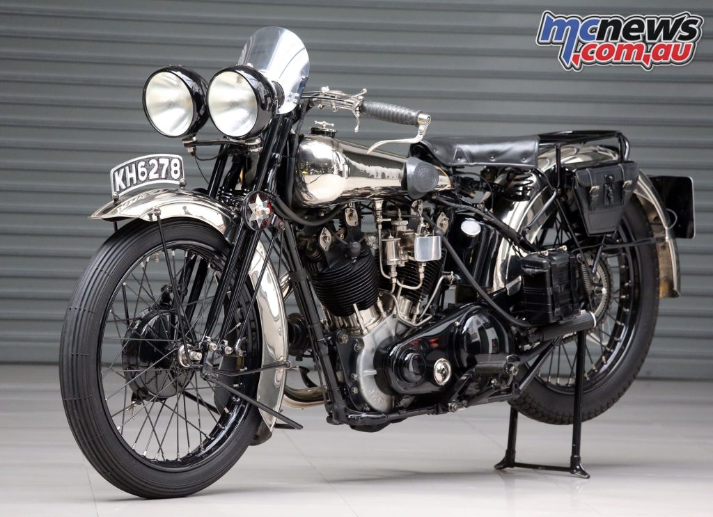 The Brough Superior SS100 featured an imposing stance with twin headlights