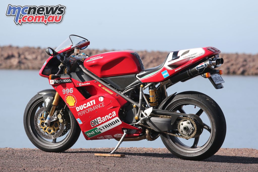 Ducati 996 SPS Pista