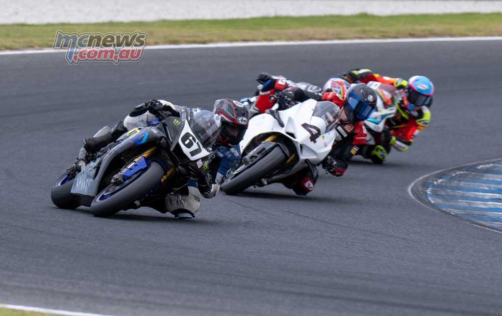 Staring, Pearson, Collins and Herfoss in close contention - Image RbMotoLens