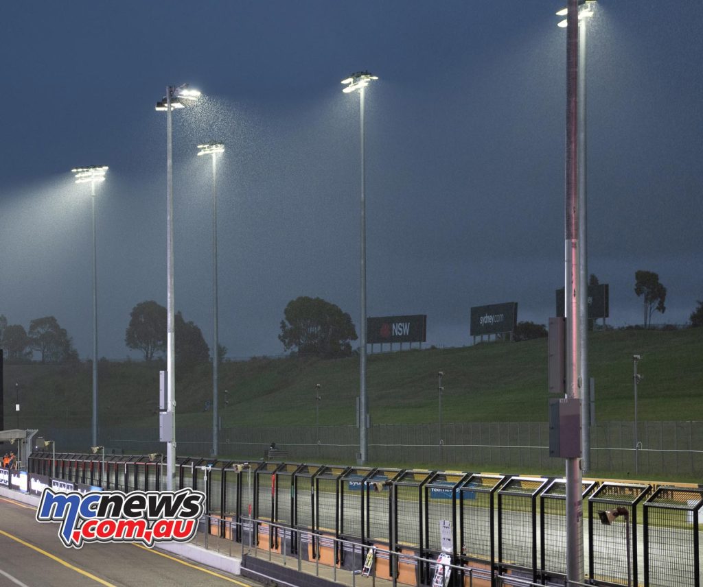The rain started falling as night fell at Sydney Motorsport Park - Image RbMotoLens