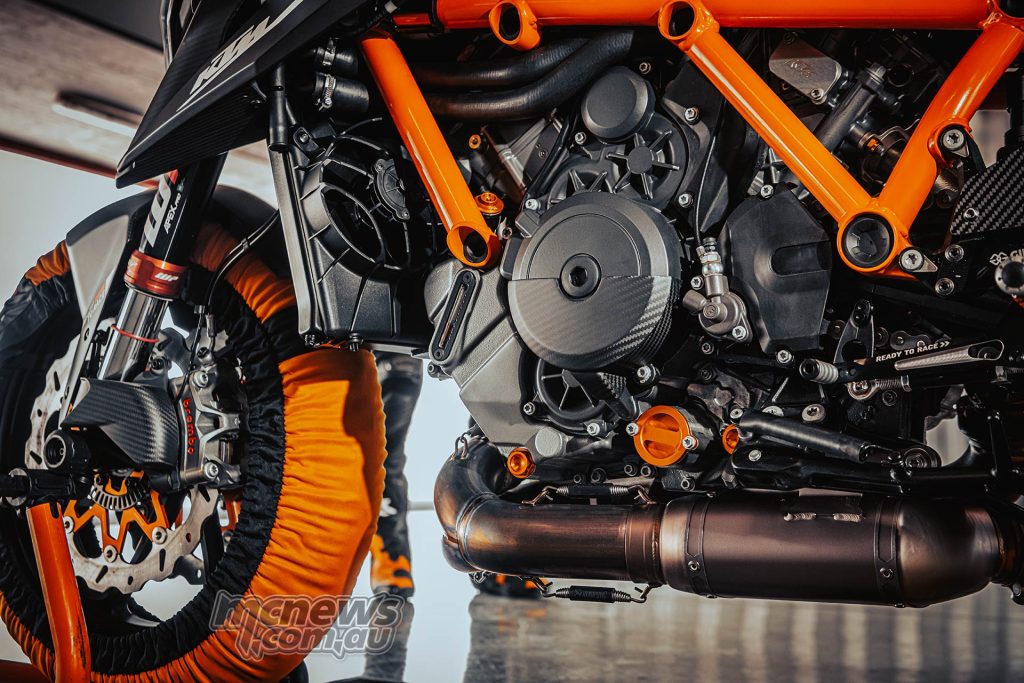 2023 KTM 1290 Super Duke RR