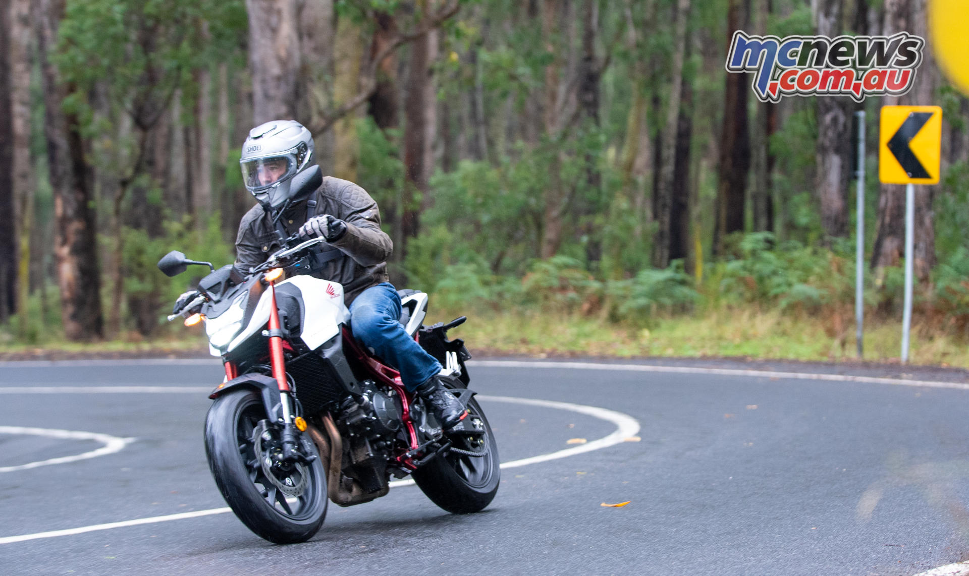 Honda Hornet CB750 Review | Motorcycle Test | MCNews
