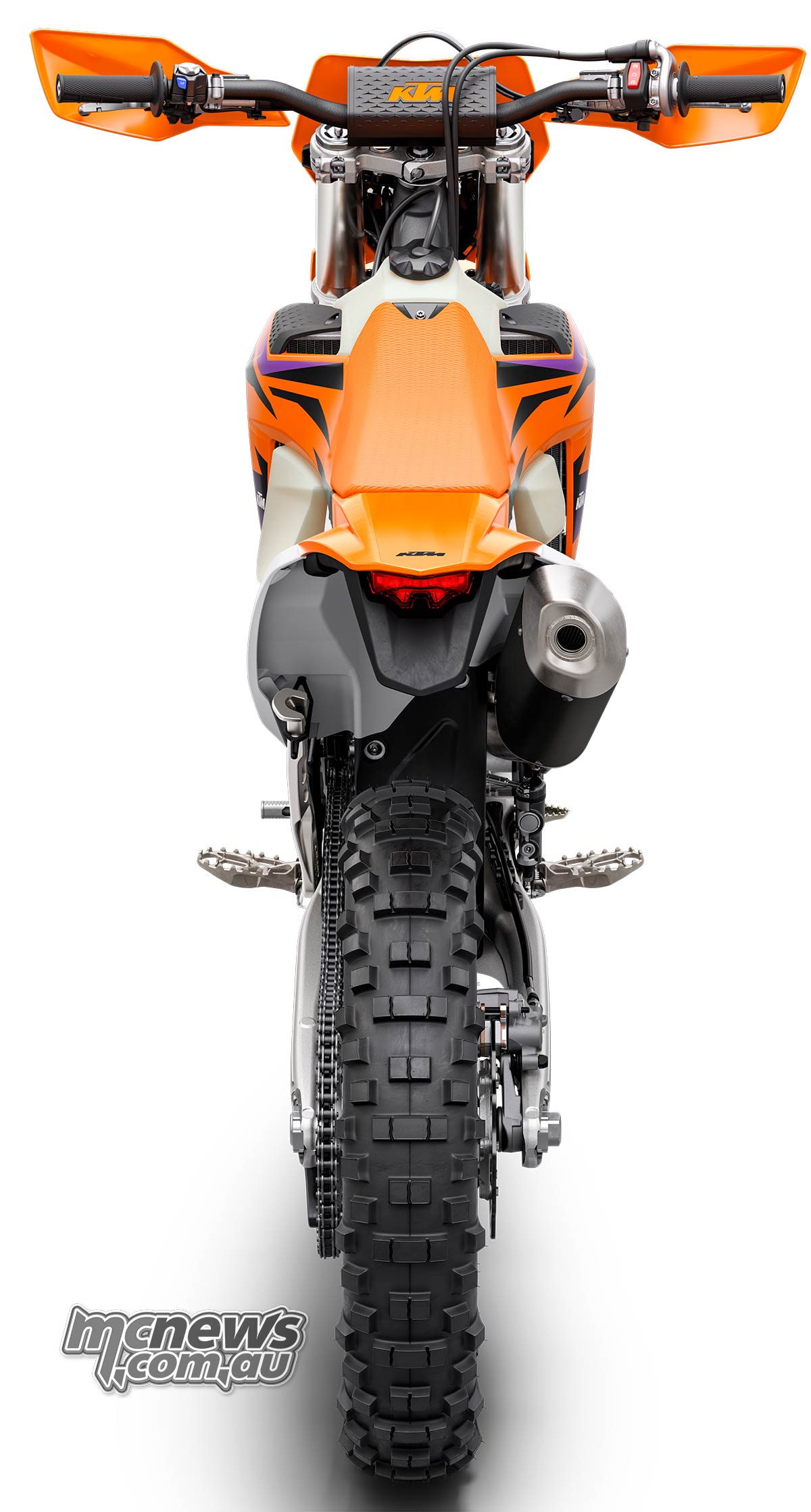 2024 KTM EXC Enduro range – Take a closer look with Mani
