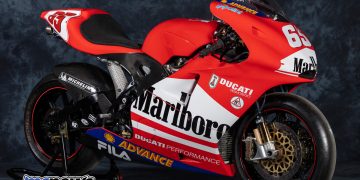 Exclusive look behind the fairings of the Ducati Desmosedici GP3
