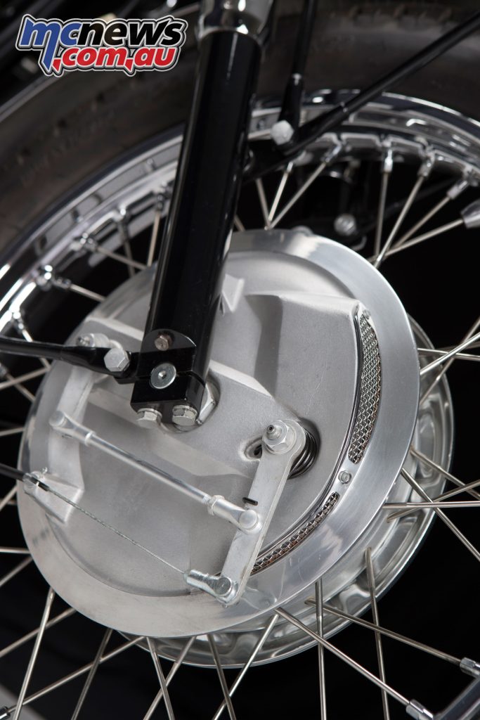 The Bonnieville running 8-inch two leading shoe front drum brakes