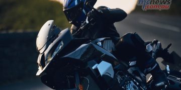 Hickman back on top with convincing Superstock TT victory