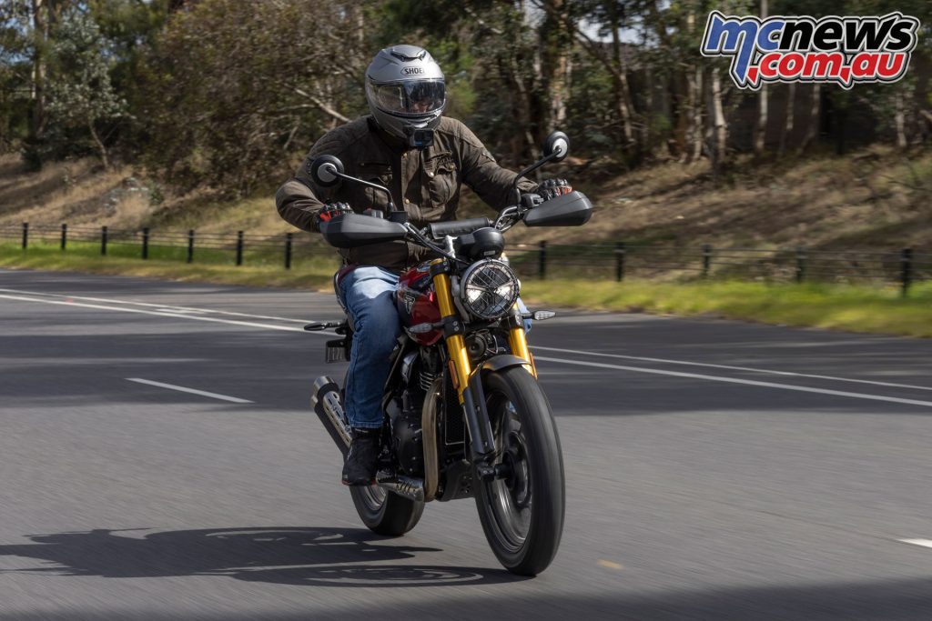 The Scrambler 400 X represents the more flexible option of the two new 400s, and is likely to appeal to larger riders after a roomier fit too