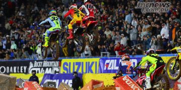 Blow by blow reports from 250-450 AMA SX Alabama Mains