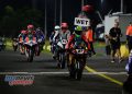 Riders return to the pits - Image RbMotoLens