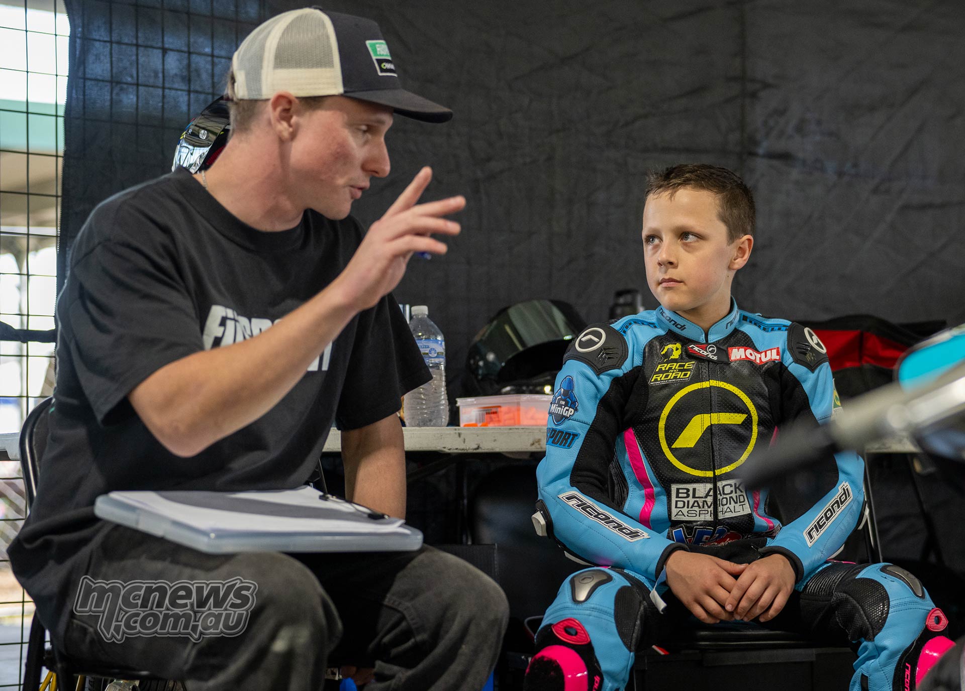 First huge batch of images from FIM MiniGP Ipswich MCNews