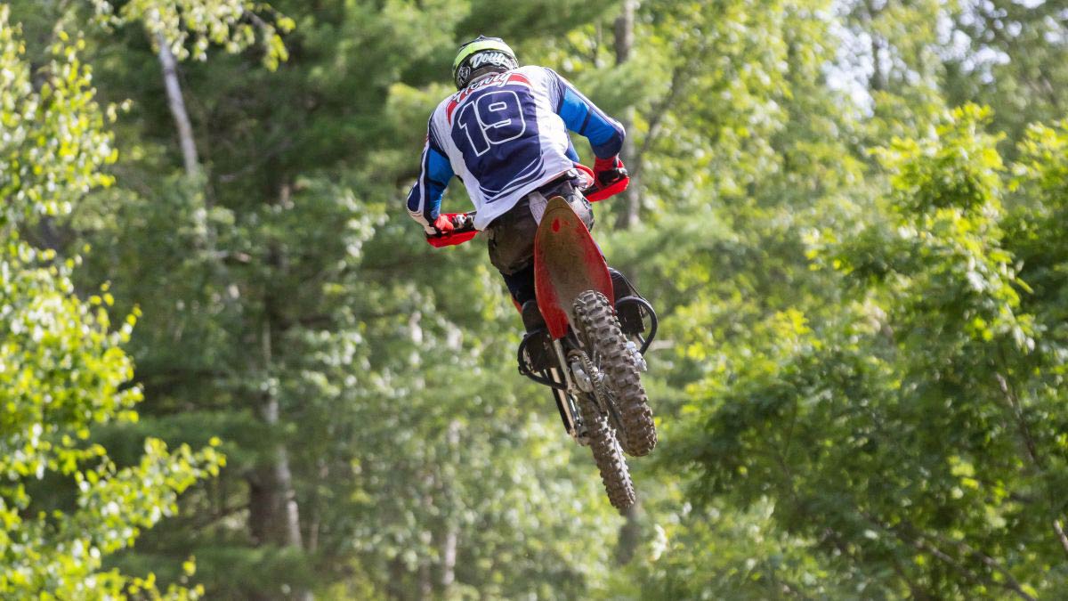 Paralysed MX legend to race a Stark electric bike at Farleigh Castle ...