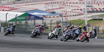 MotoAmerica Superbike, Supersport and Twins action from COTA