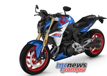 BMW F 900 R and F 900 XR both up spec level for 2025