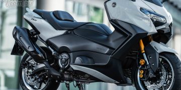 Yamaha TMAX Tech Max gets more tech and styling updates