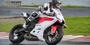 Yamaha YZF-R9 Review – Motorcycle Test
