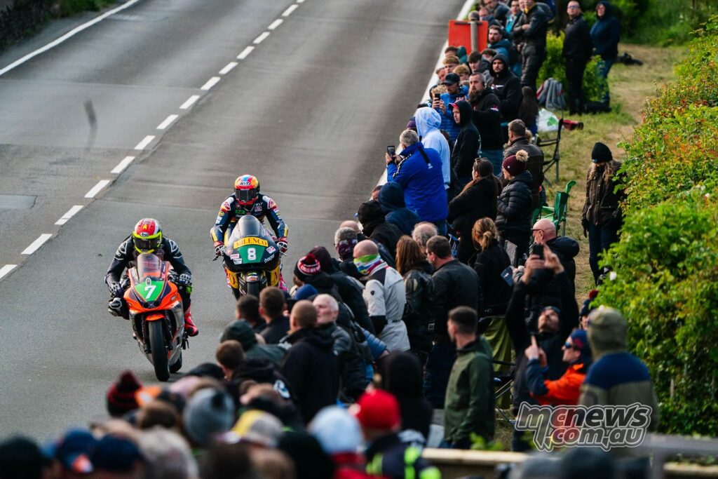 2025 Isle of Man TT - SuperTwin TT Race One - Davey Todd closed in on Adam McLean, but struggled to get by.