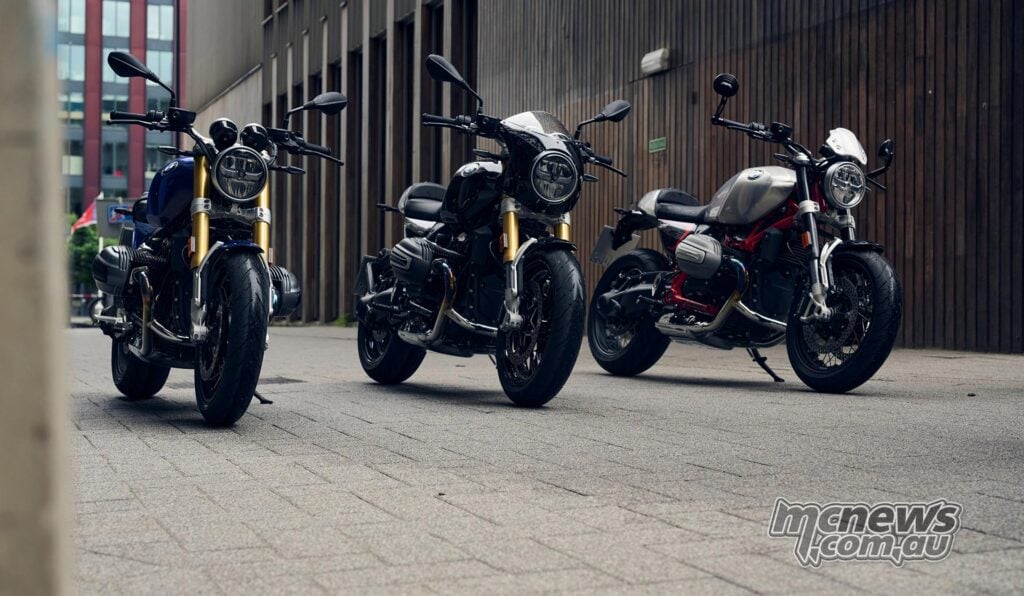 2026 BMW R 12 nineT - Imperial Blue Metallic