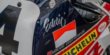 Daytona winning Yamaha FZ750 0U45