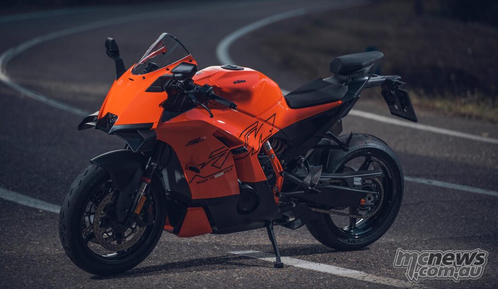 2026 KTM 990 RC R Review