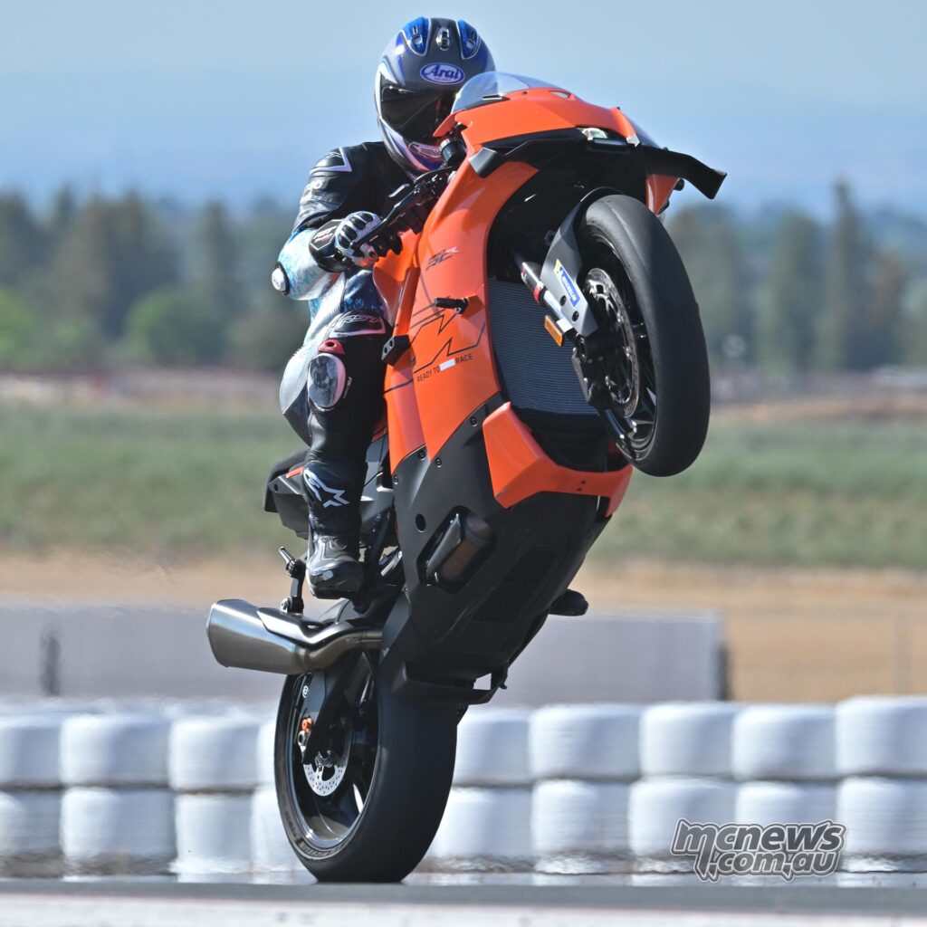2026 KTM 990 RC R Review