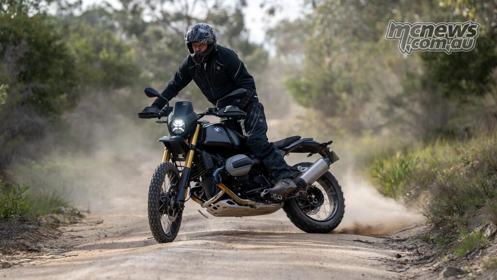 BMW R 12 G/S Review