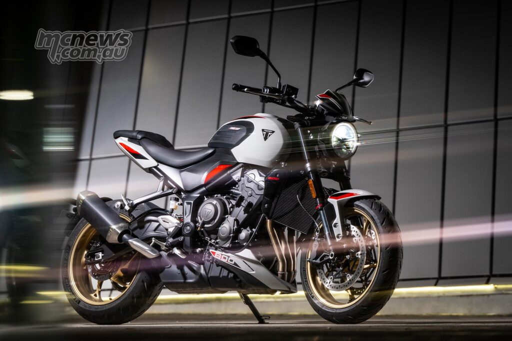 Unlike the smaller Trident 660, the 800 offers significantly more suspension adjustment