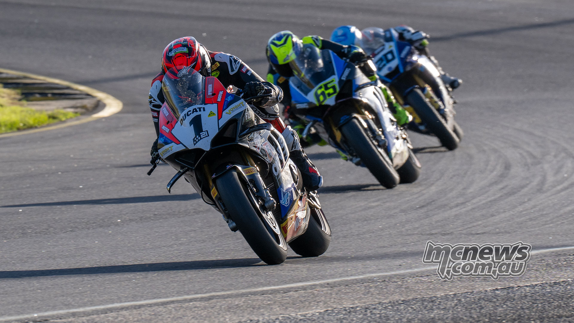 Waters holds off Halliday and Nahlous in tense SMP Superbike opener