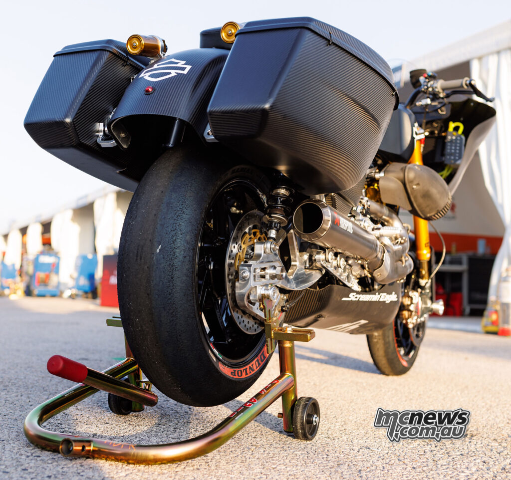 Dunlop KR108 rear slick fitted to a Harley-Davidson Bagger World Cup Road Glide.