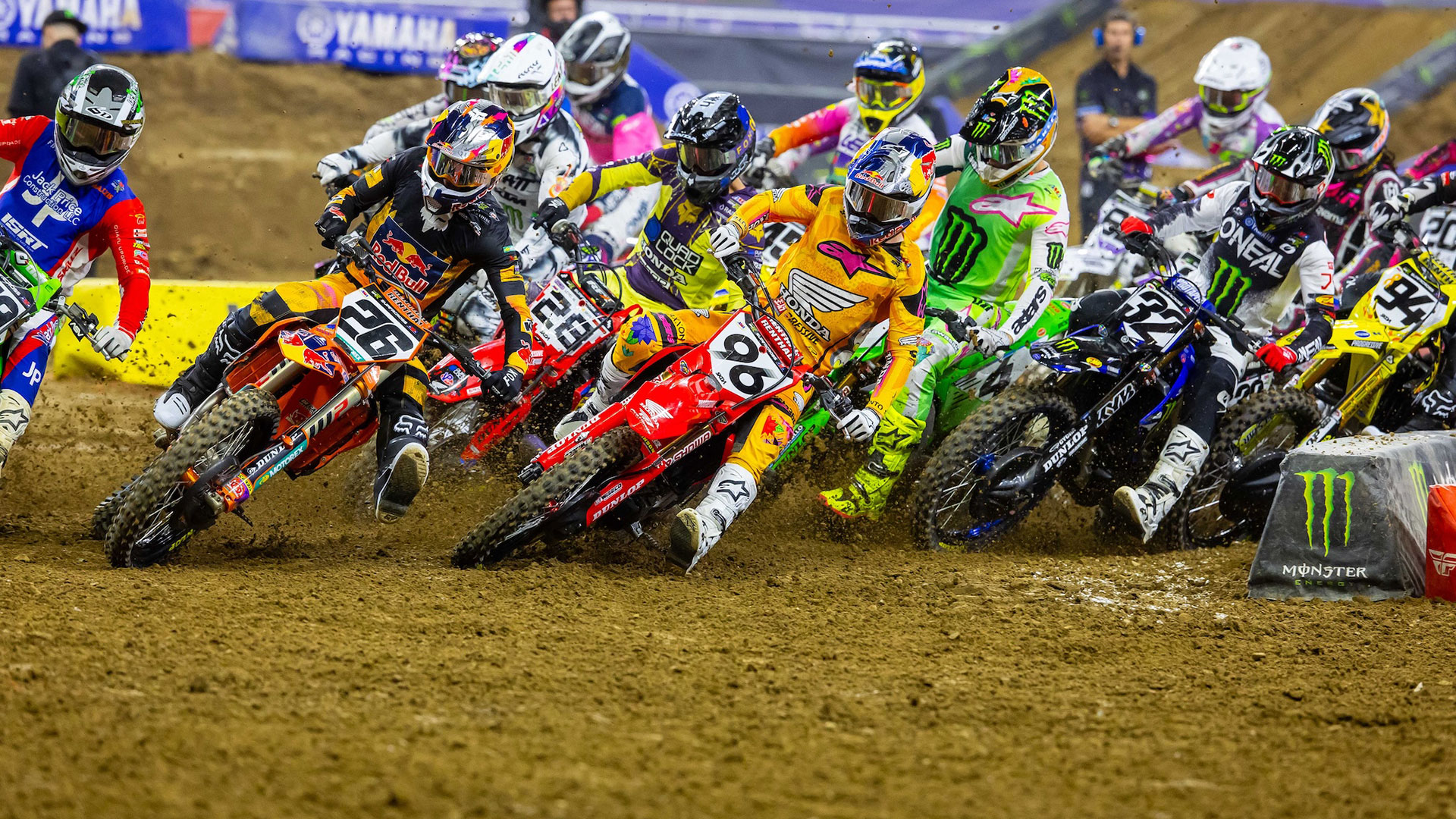 Roczen wins again as Deegan seals West title in St. Louis