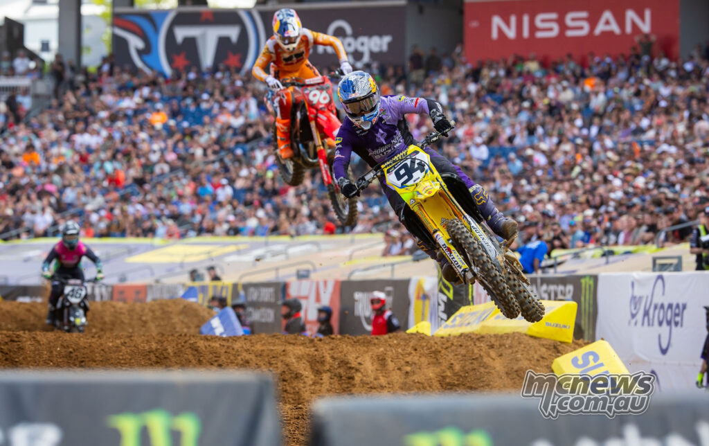 Ken Roczen leads Hunter Lawrence during the 450SX main event in Nashville