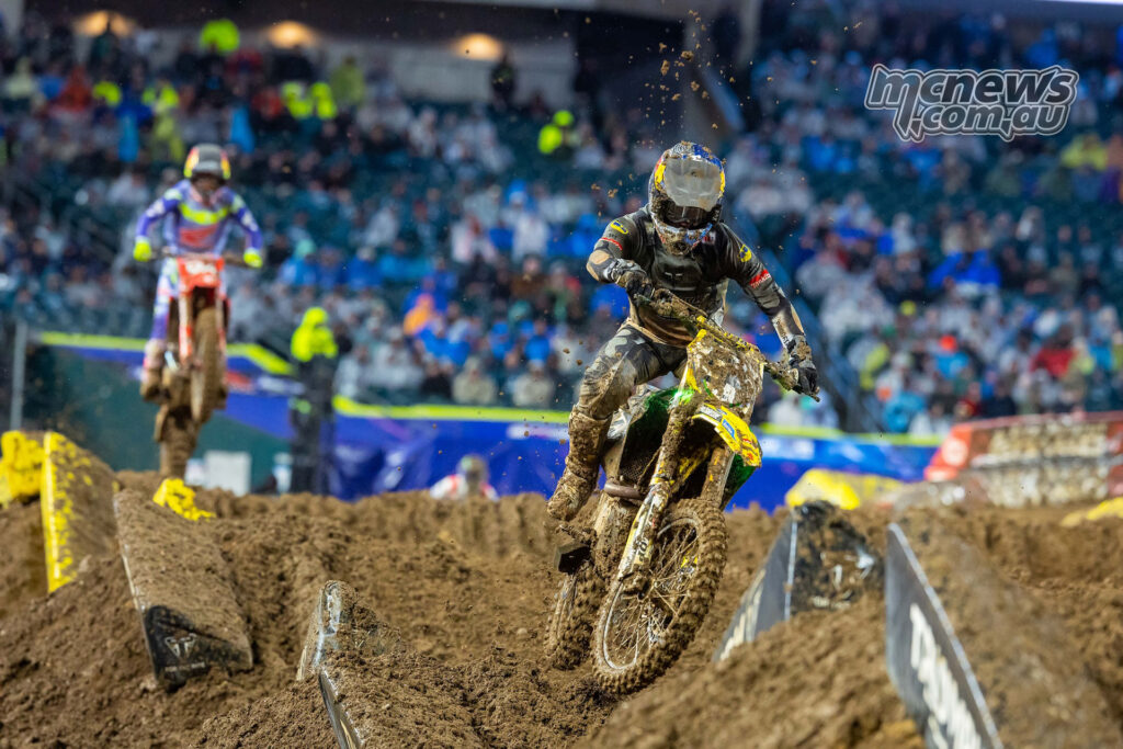 Ken Roczen leading Hunter Lawrence Philadelphia Supercross 450 race battle