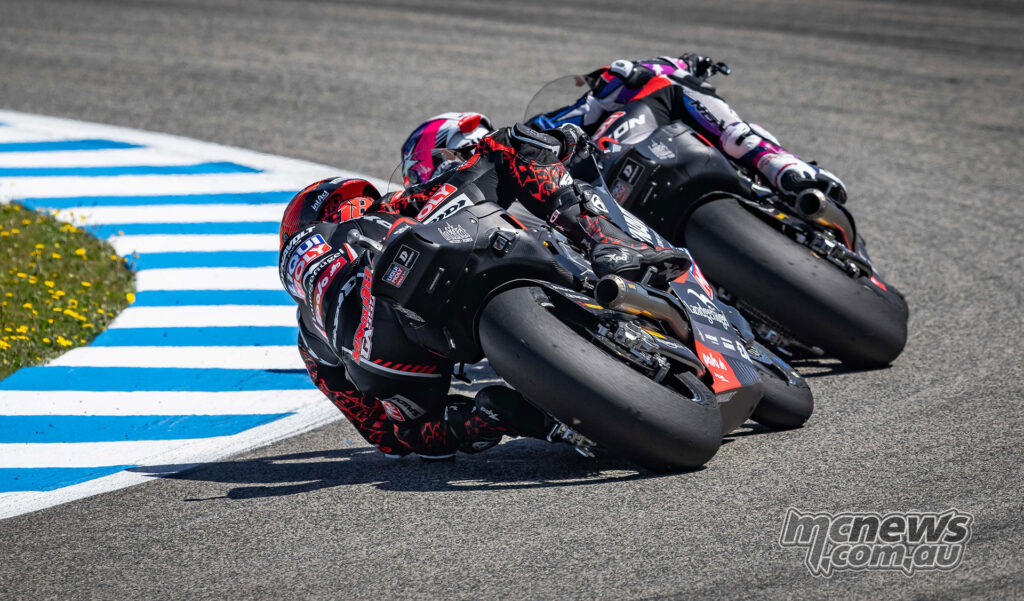 Senna Agius leads Manuel Gonzalez during the Moto2 race at Jerez.