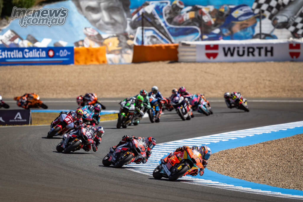Collin Veijer leads Manuel Gonzalez, Senna Agius and Alonso Lopez during the Moto2 race at Jerez.
