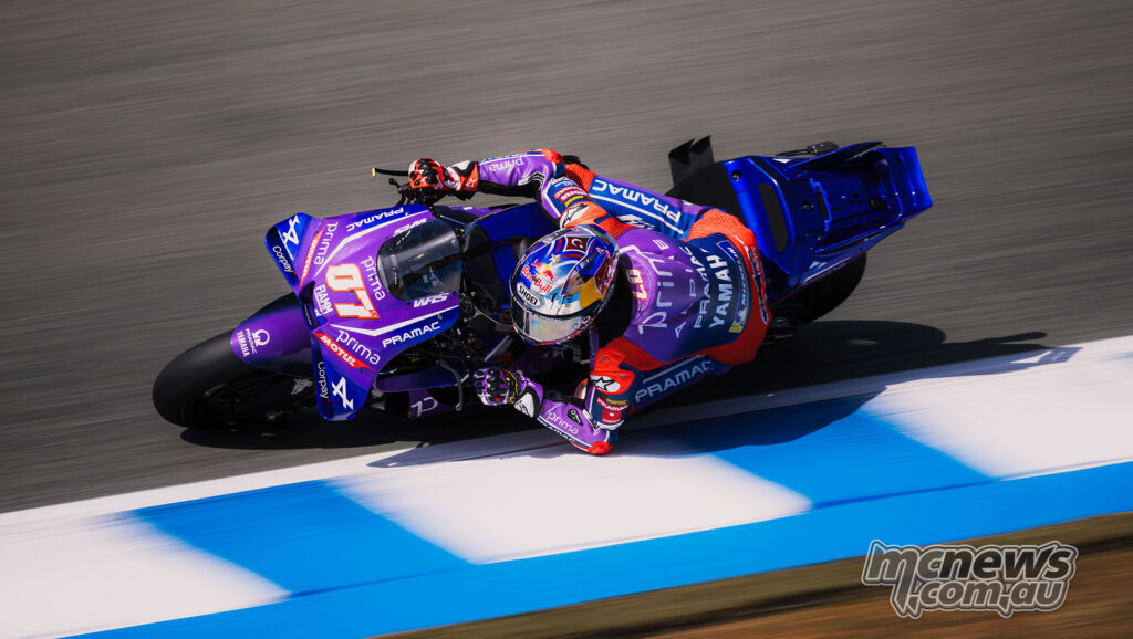 Toprak Razgatlıoğlu leaned over at the apex of a left-hand corner on the Yamaha.